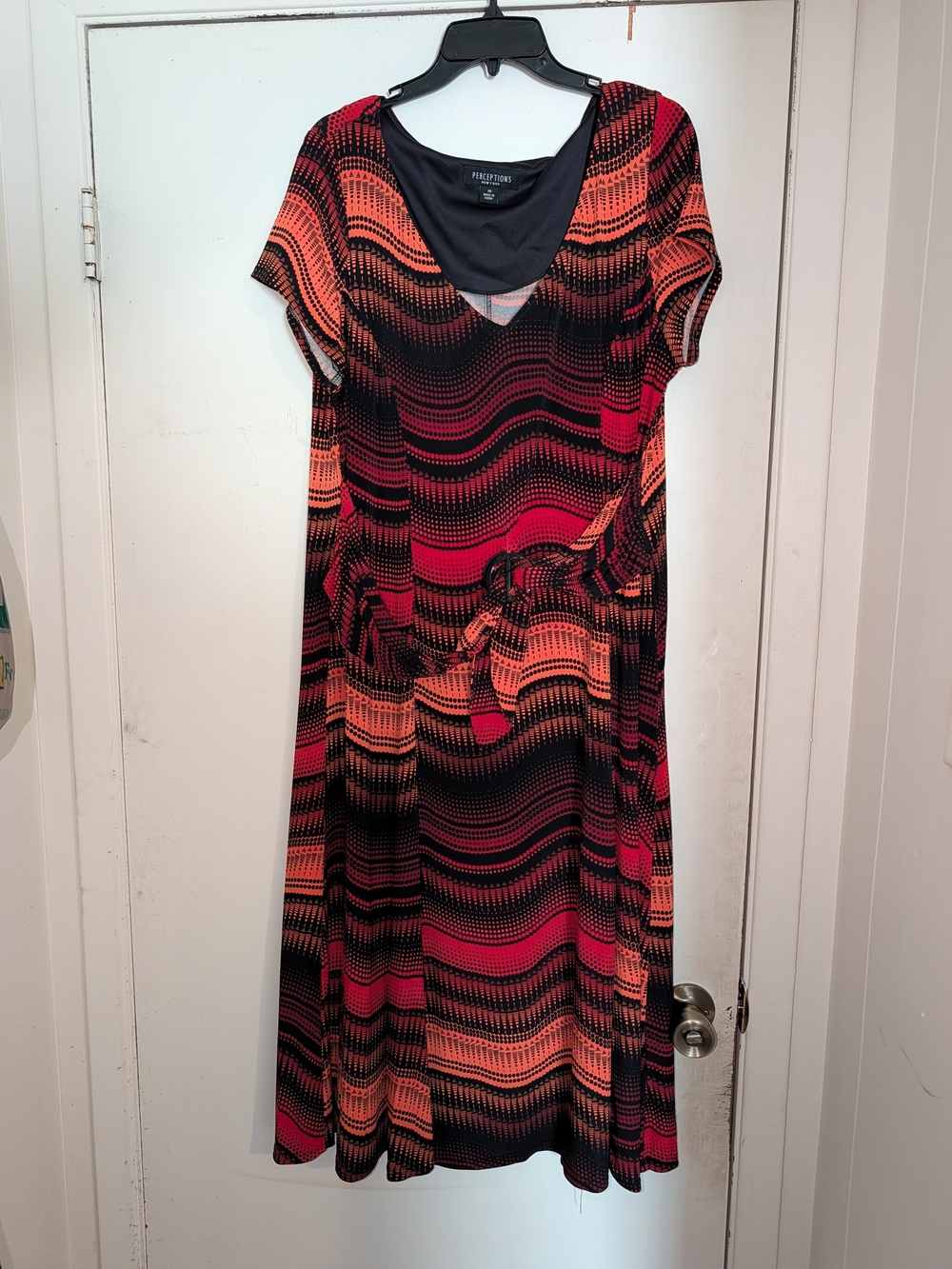 Perceptions Women's Black and Coral Wave Print Dress